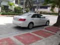 Selling White Toyota Camry in Quezon City-4