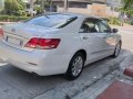Selling White Toyota Camry in Quezon City-8