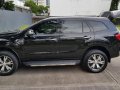 Selling Black Ford Everest in Manila-7