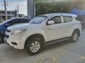 Pearl White Chevrolet Trailblazer for sale in Muntinlupa -5