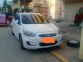 Selling Pearl White Hyundai Accent in Manila-2