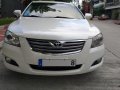 Selling White Toyota Camry in Quezon City-5