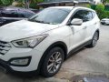 Sell Pearl White 2013 Hyundai Santa Fe in Manila-6