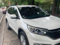 Sell White Honda CR-V 2017 in Las Piñas-0