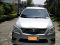 Selling Silver Toyota Innova 2012 in Las Piñas-0