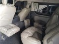 Selling White Toyota Hiace Super Grandia 2015 in Antipolo-4