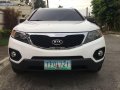 Selling White Kia Sorento 2011 in Parañaque-7