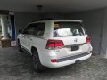 Selling Pearl White Toyota Land Cruiser 2019 in Subic-6