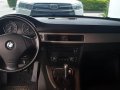  White Bmw 320I 2007 for sale in Valenzuela-1