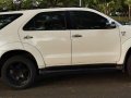 White Toyota Fortuner 2010 for sale in Las Pinas-7