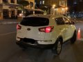 Sell White 2011 Kia Sportage in Manila-0