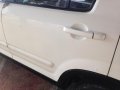 Sell White 2004 Honda CR-V in Las Piñas-7