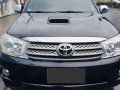 Black Toyota Fortuner 2010 for sale in Manila-5