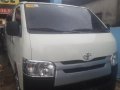 Toyota Hiace Commuter Manual-2