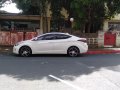 White Hyundai Elantra 2012 for sale in Quezon City-5