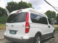 Selling White Hyundai Starex 2013 in Muntinlupa-4