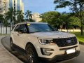 White Ford Explorer 2017 for sale in Manila-8