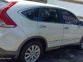 White Honda Cr-V 2015 for sale in Quezon City-3