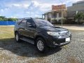 Selling Black 2013 Toyota Fortuner in Cebu-0