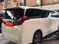 Selling White Toyota Alphard 2018 in Pasay-1