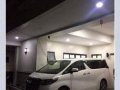 Selling White Toyota Alphard 2018 in Pasay-0