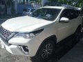 Selling White Toyota Fortuner 2017 in Manila-3