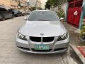 Selling Brightsilver BMW 320I 2005 in Quezon-4