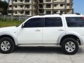 White Ford Everest 2008 4x2 Automatic at good price For Sale in Taguig -5