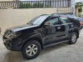 Black Toyota Fortuner 2005 for sale in Quezon-9