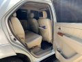 Silver Toyota Fortuner 2009 for sale in Manila-6