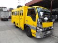 Selling Isuzu Elf NKR multi purpose utility vehicle passenger truck-0