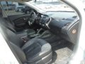 White Hyundai Tucson 2012 for sale in Manila-3