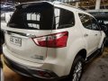 Sell Pearlwhite 2018 Isuzu mu-X in Manila-2