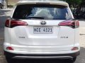 Sell White 2018 Toyota Rav in Manila-8