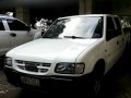 Isuzu Fuego 2003-9