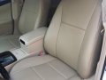 Sell White 2015 Toyota Camry in Parañaque-2