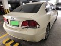 Sell Pearl White 2009 Honda Civic in Quezon City-4