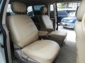 2009 KIA CARNIVAL -11