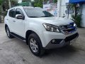 2015 Isuzu Mux Ls Automatic Turbo Diesel-1