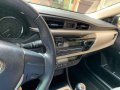 Toyota Corolla Altis 1.8 G Manual 2014-8