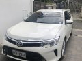 2017 Pearl White Toyota Camry 2.5V AT-0