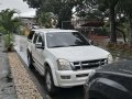 White Isuzu D-Max 2005 for sale in Iloilo-2