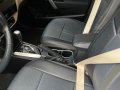 Selling Brightsilver 2018 Toyota Corolla Altis in Pasig-2