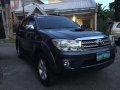 Black Toyota Fortuner 2010 for sale in Paranaque-2