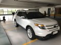 Ford Explorer in excellent condition-2