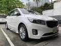 Selling White Kia Grand Carnival 2018 in Makati-2