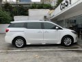 Selling White Kia Grand Carnival 2018 in Makati-9