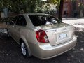 Selling Pearlwhite Chevrolet Optra 2007 in Manila-6