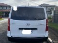 Selling White Hyundai Grand Starex 2016 in Binan-6