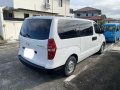 Selling White Hyundai Grand Starex 2016 in Binan-4